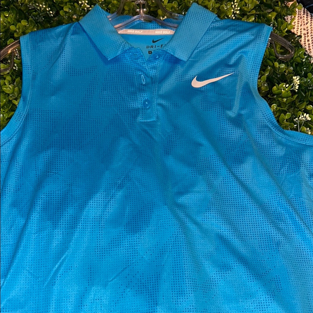 Nike Women's Blue Muscle Tee
